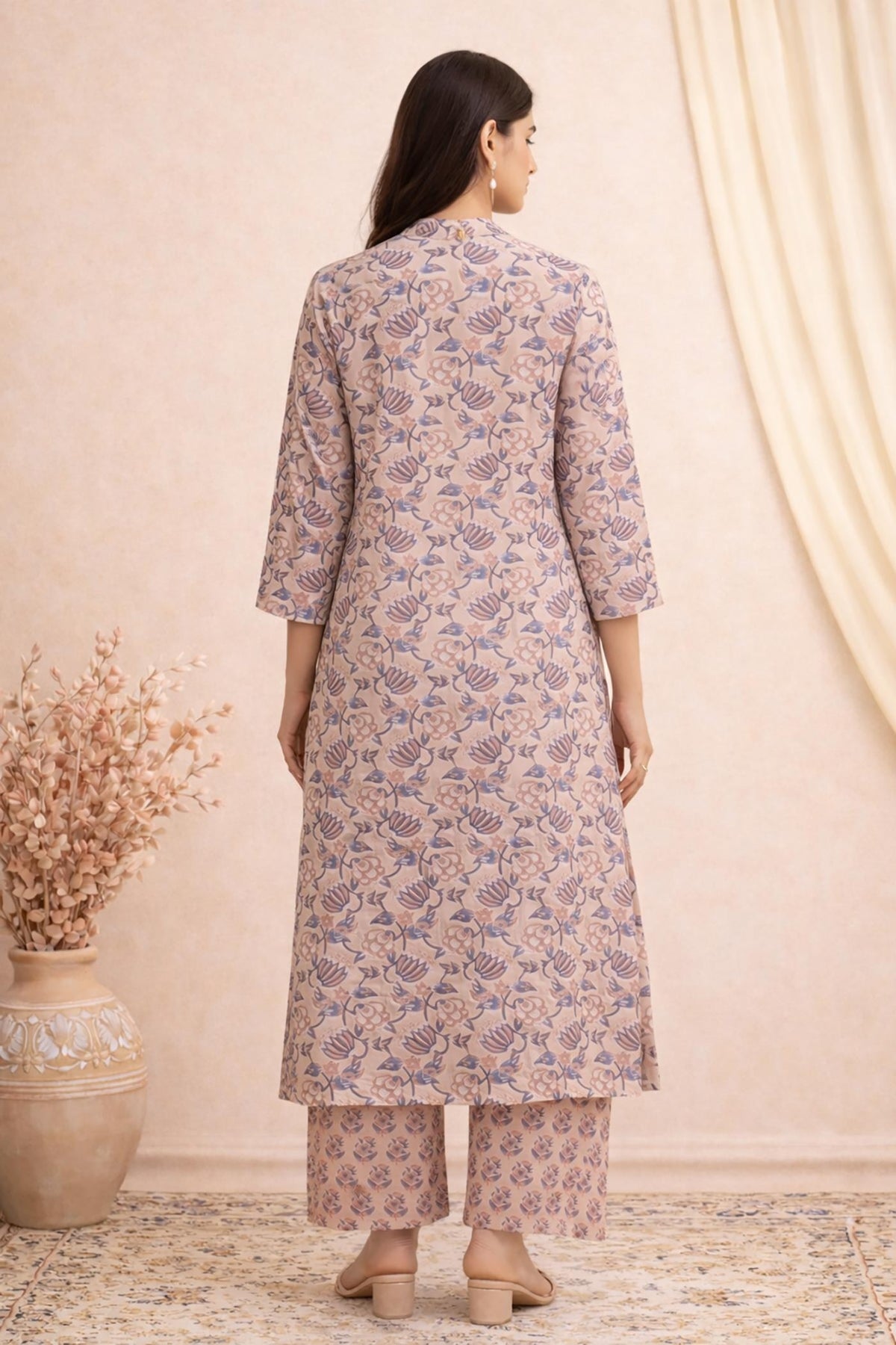 SN117 women’s dusty blush floral cotton kurta pant set with three-quarter sleeves back view