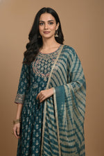 SN133 women’s teal Anarkali suit closeup of embroidered yoke with three-quarter sleeves and detailed neckline