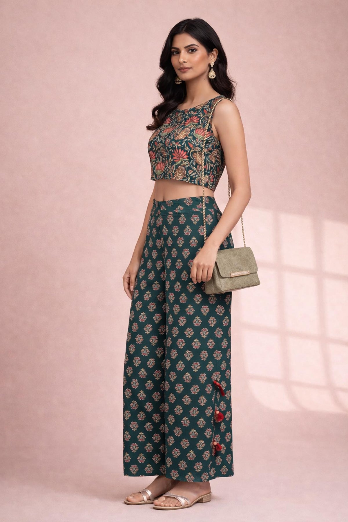 SN177 women’s teal cotton lotus print co-ord set with sleeveless crop top and wide palazzo side view.