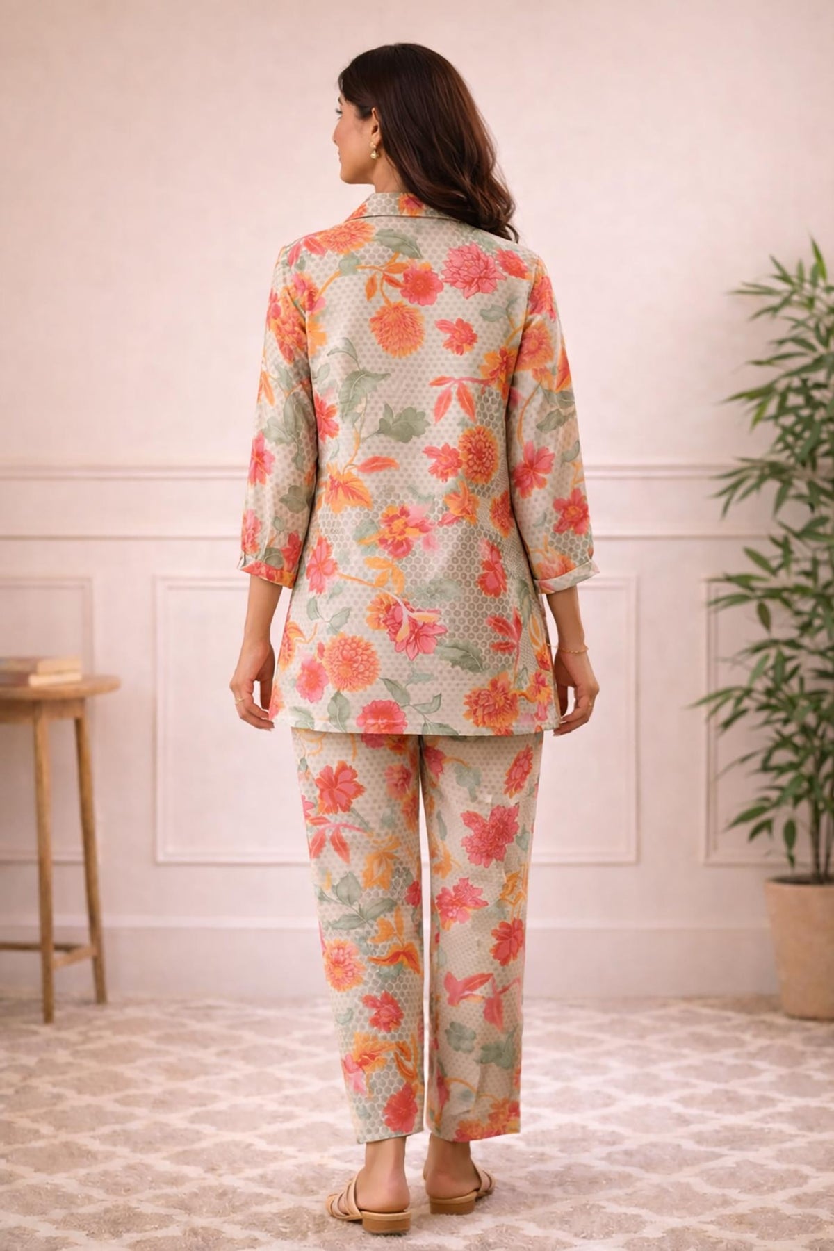 SN181 women’s ivory floral kurta co-ord set with straight silhouette and floral print back view
