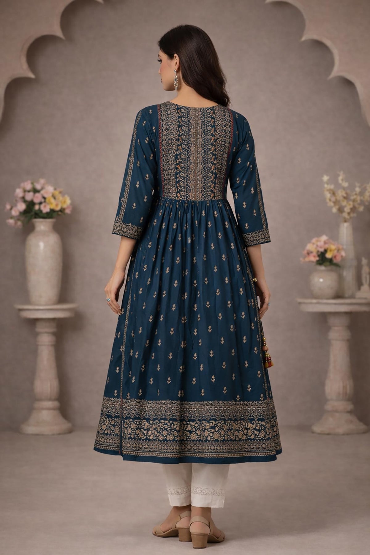 SN188 women’s teal cotton Anarkali kurti back view featuring printed back yoke and flared hem border