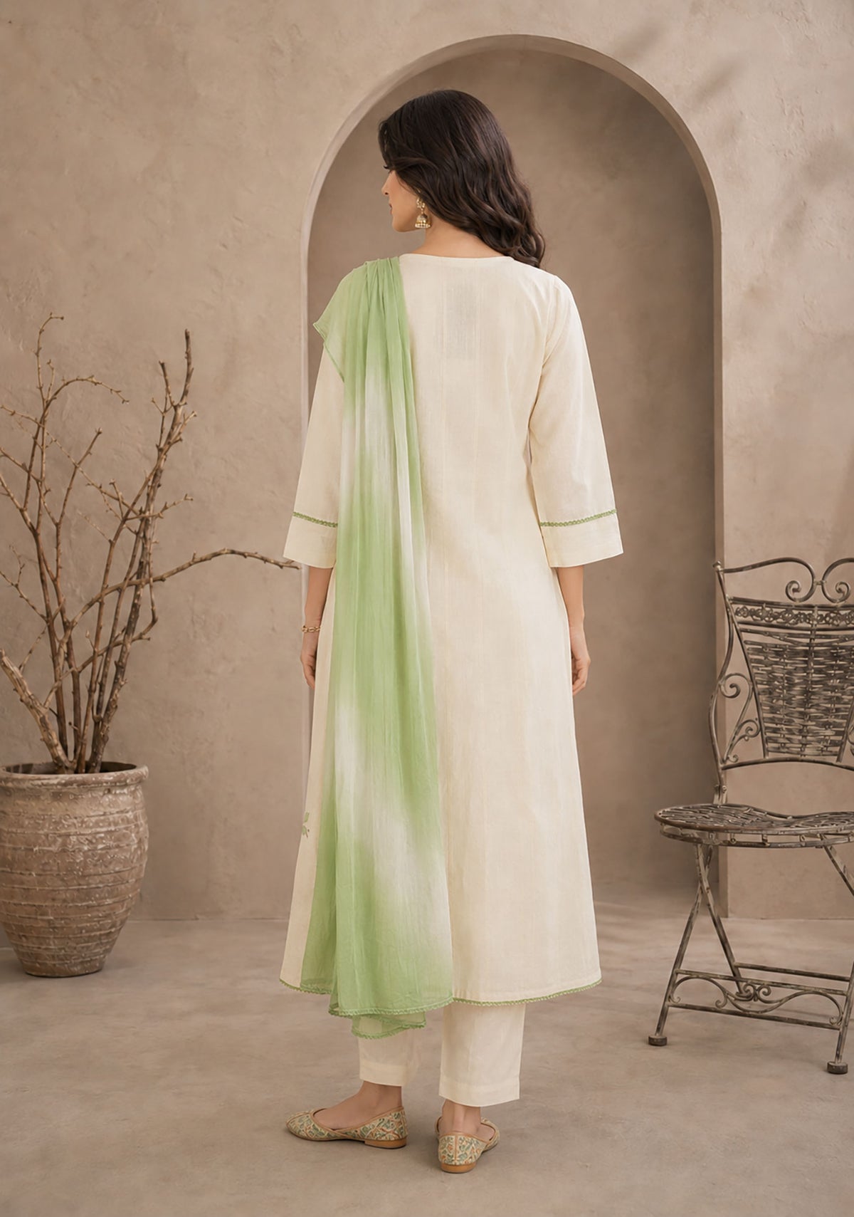 SN212 women’s ivory sage three-quarter sleeve kurta set back pose