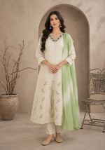 SN212 women’s ivory sage kurta set with V-neck and three-quarter sleeves front pose