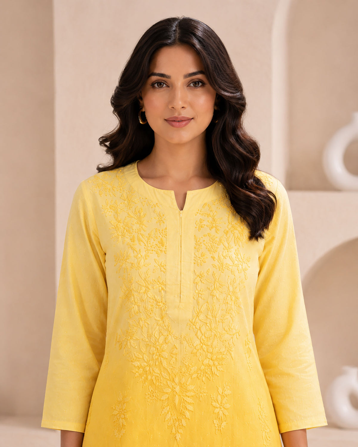 SN233 women’s ombre yellow embroidered kurta with notched round neckline, closeup detail