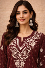SN235 women’s maroon cotton embroidered kurta closeup showing round neckline with slit and intricate ivory embroidery