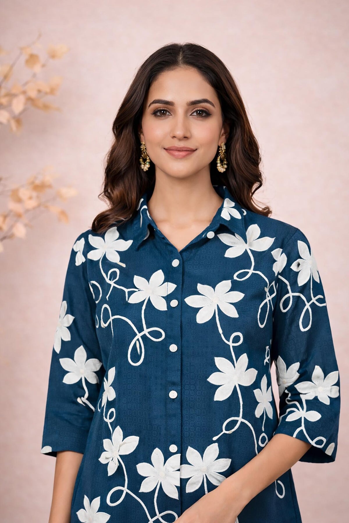 SN268 women’s teal cotton dobby floral co-ord set closeup showing shirt collar and three-quarter sleeves