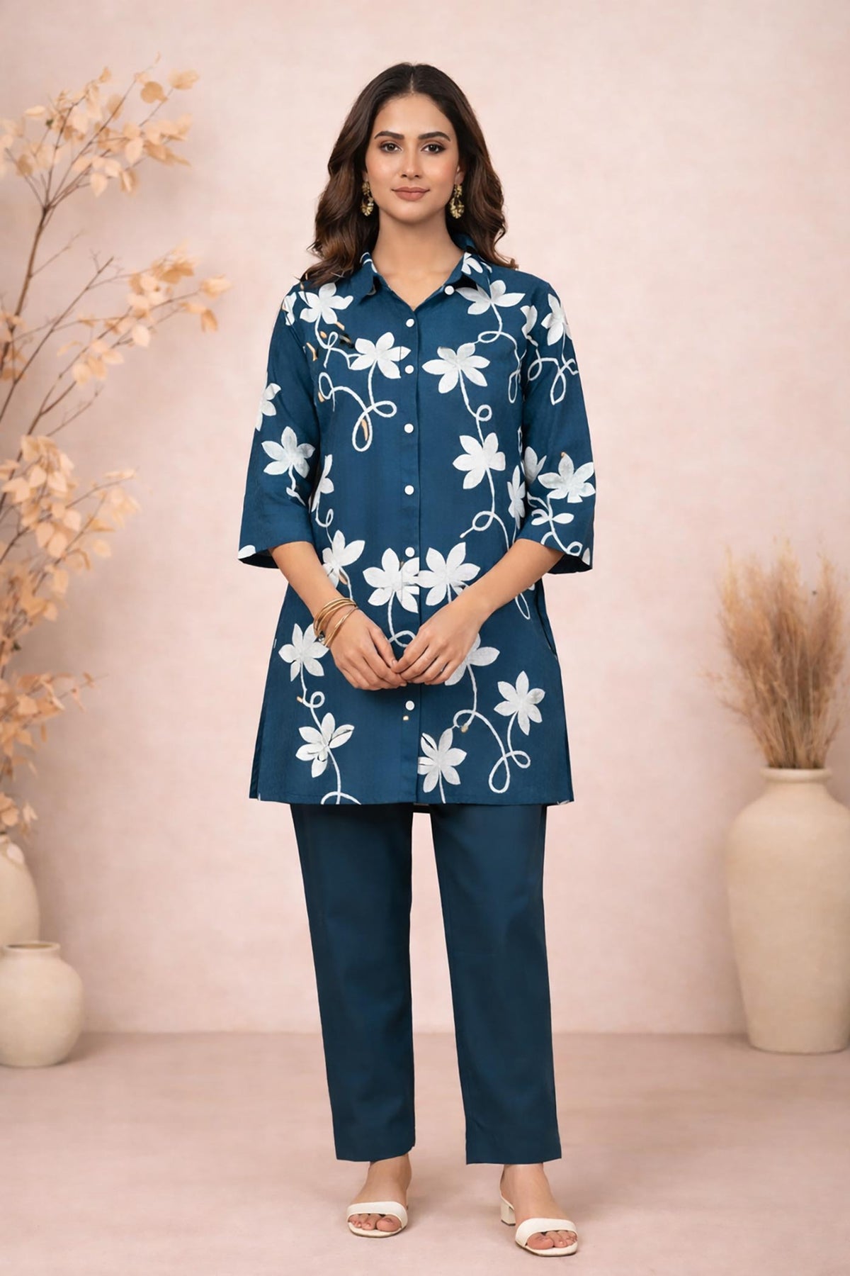 SN268 women’s teal cotton dobby floral co-ord set with shirt collar and three-quarter sleeves, front pose view