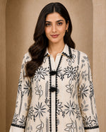 SN298 women’s long sleeve V-neck embroidered kurti closeup showing neckline and detailing