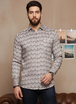 SN314 men’s beige geometric print cotton blend slim fit shirt closeup with point collar