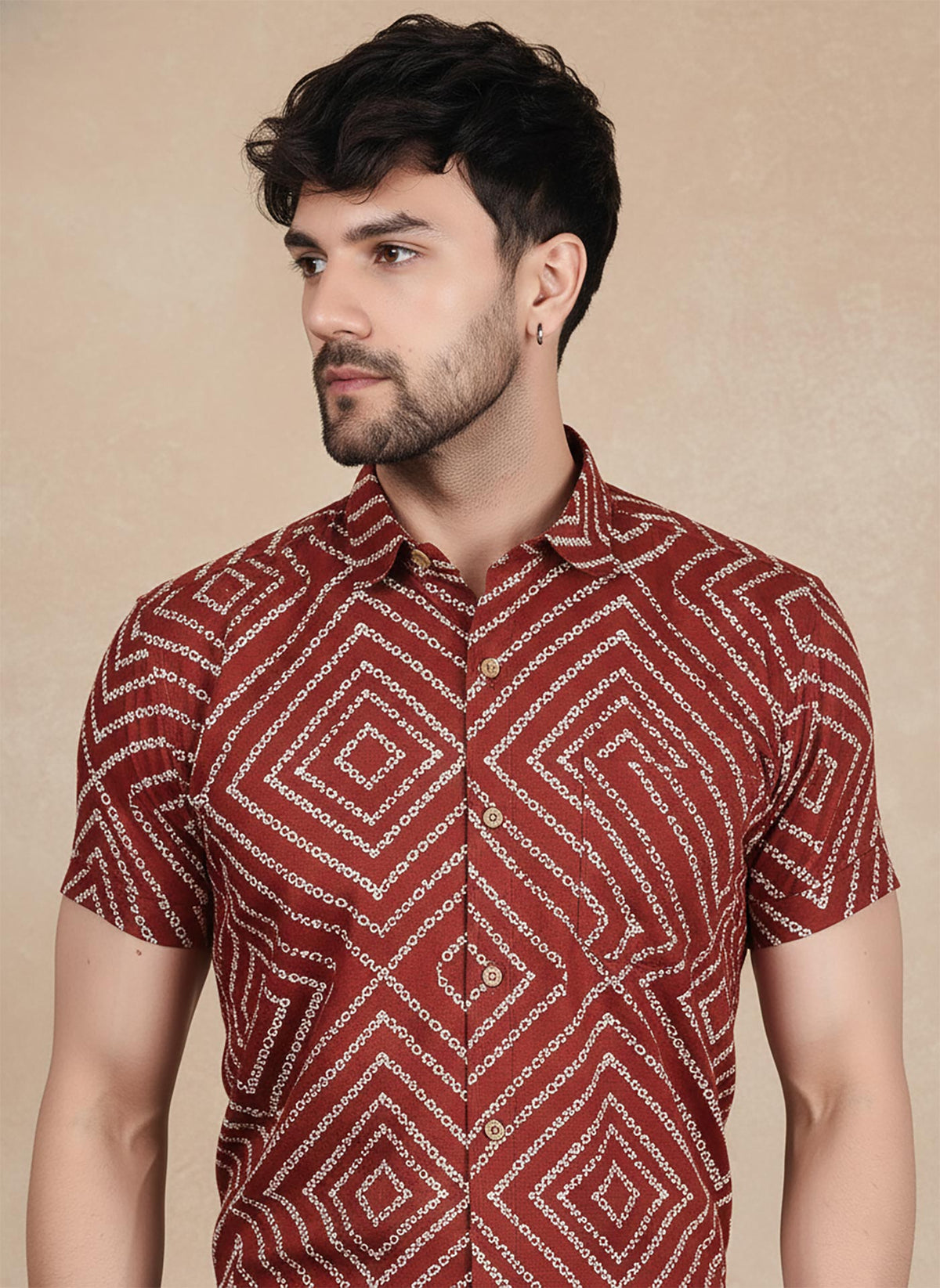 SN330 men’s rust red cotton blend geometric print shirt closeup showing collar and button details