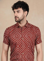 SN330 men’s rust red cotton blend geometric print shirt closeup showing collar and button details
