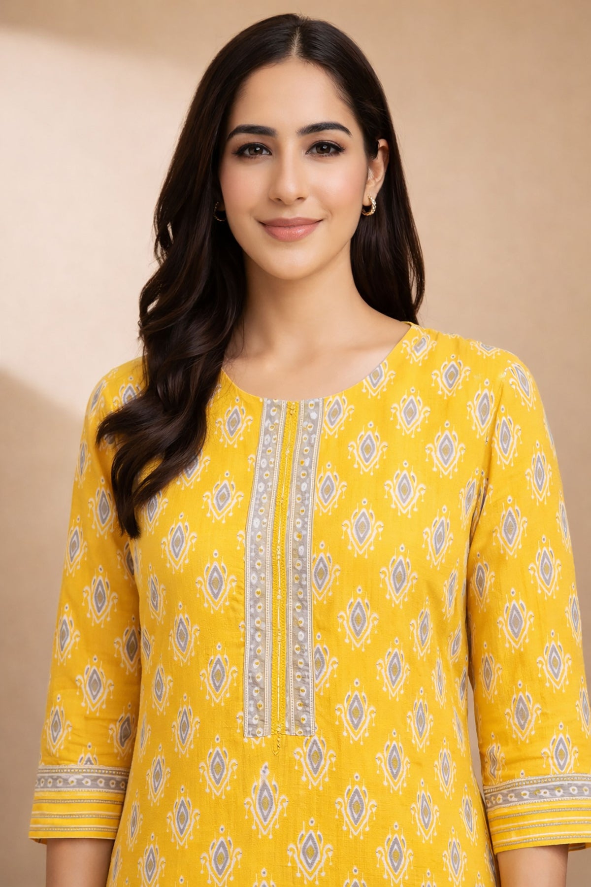 SN107 women’s mustard yellow printed kurta set cotton closeup neckline detail