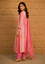 SN132 women’s pink kurta set side pose, straight silhouette, long sleeves, flowing dupatta drape