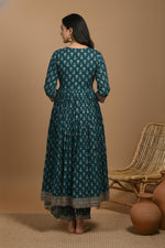 SN133 women’s teal Anarkali suit with three-quarter sleeves and tie-dye dupatta shown in back pose