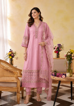 SN135 women’s blush pink embroidered kurta set with V-neck and three-quarter sleeves front pose