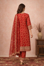 SN150 women’s vermilion red Bandhani cotton silk kurta set back view with gold print and dupatta.