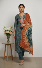 SN166 women’s teal printed kurta set walking pose with three-quarter sleeves and contrast tie-dye dupatta