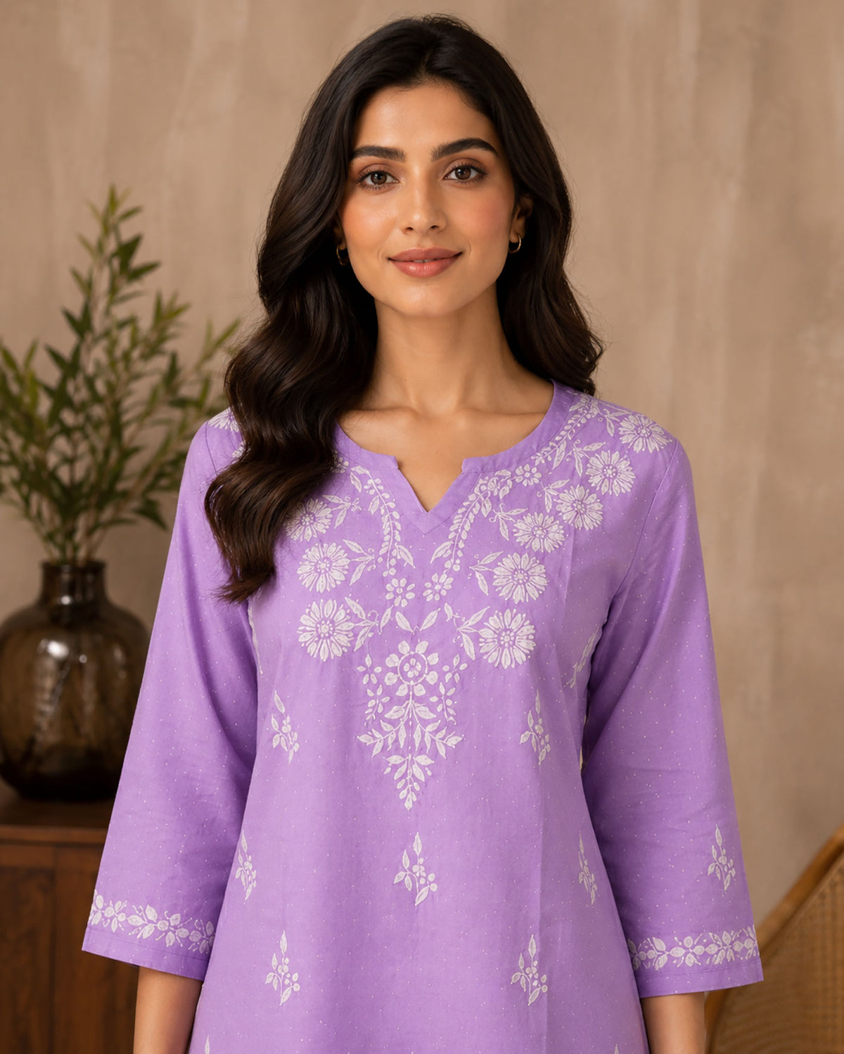 SN231 women’s lavender embroidered short kurti V-neck neckline closeup detail