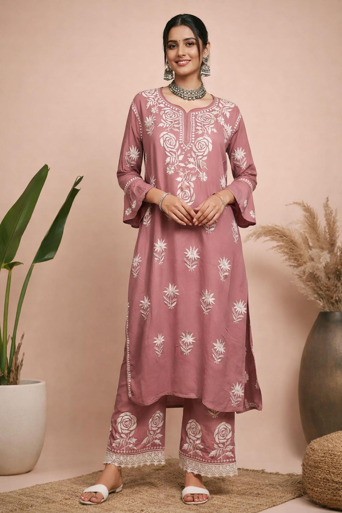 SN236 women’s dusty rose cotton blend kurta set with chikankari embroidery and three-quarter flared sleeves front pose