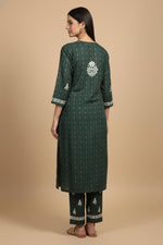 SN248 women’s forest green cotton kurta pant set, three-quarter sleeve straight fit, back pose