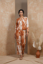 SN25 women’s rust tie-dye co-ord set relaxed fit long sleeve top and pants walking pose