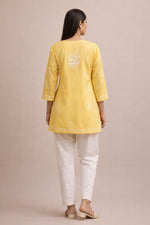 SN253 women’s butter yellow cotton chikankari kurti back pose with long sleeves and straight silhouette