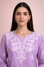 SN254 women’s lavender cotton embroidered kurti closeup showing white floral embroidery and notched V-neck detail.