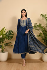 SN289 women’s navy blue embroidered kurta set with three-quarter sleeves walking pose