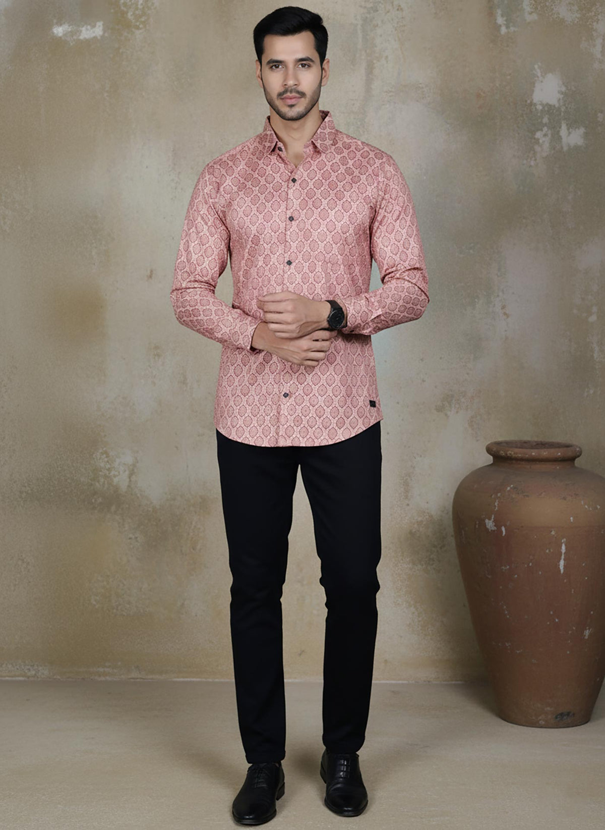 SN334 dusty rose cotton blend geometric print slim fit men’s shirt front pose with long sleeves