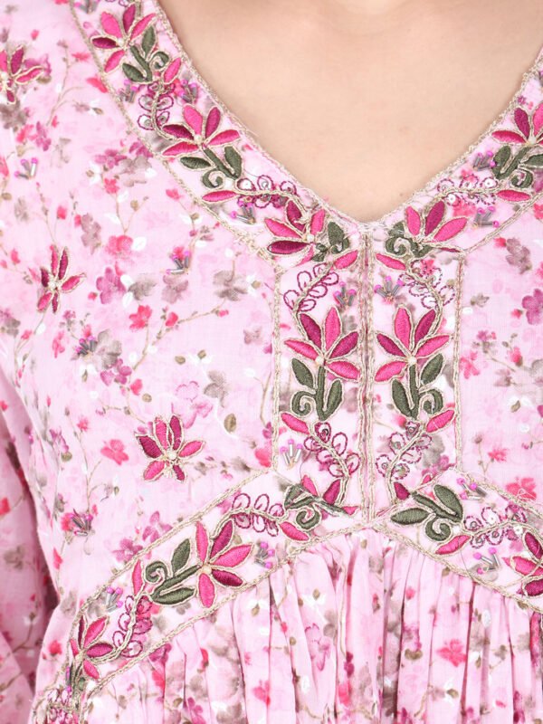 Abhishaa Pink Kurta Set Mul Cotton - Image 3