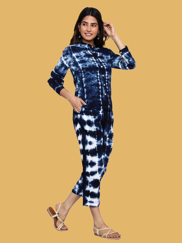 Aarvi Navy Blue White Rayon Co-ords Set - Image 5